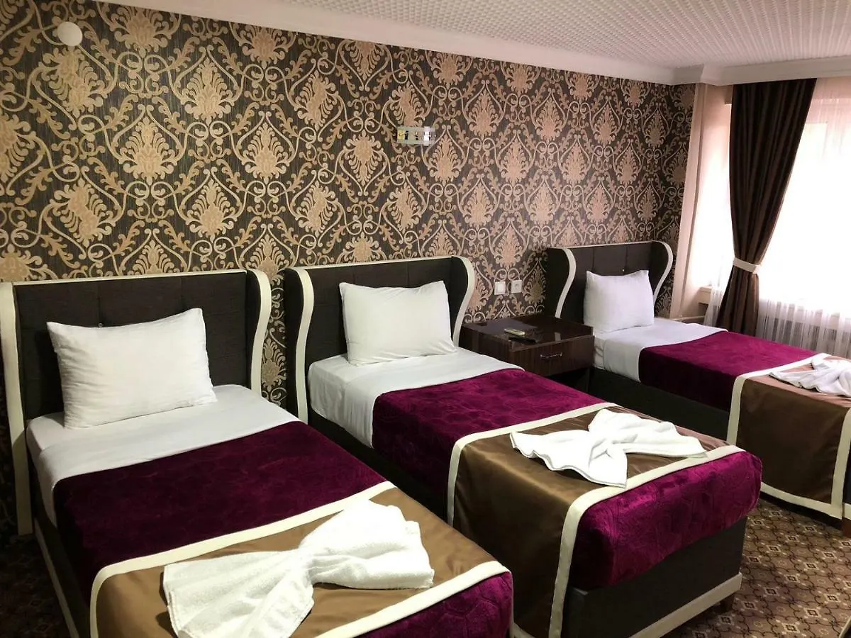 Metropol Hotel